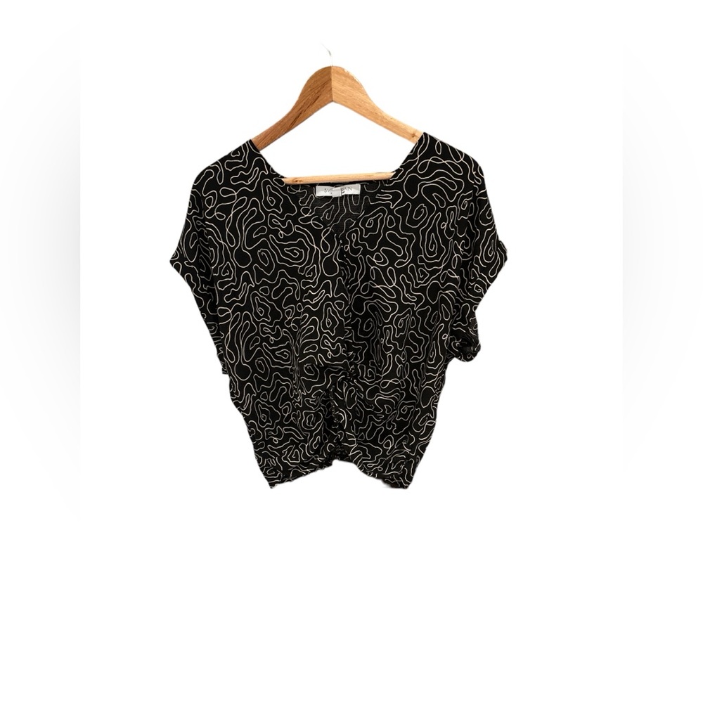 Sweet Rain Black Blouse with Cream Abstract Line Print